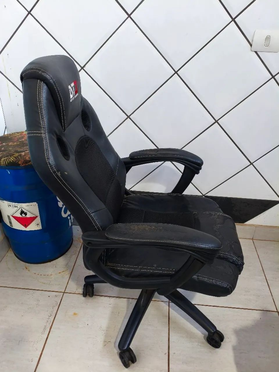 Cadeira gamer DT3 - Foto 4