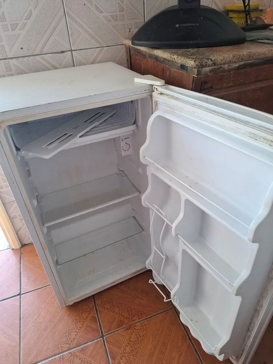 Frigobar Midea - Foto 2