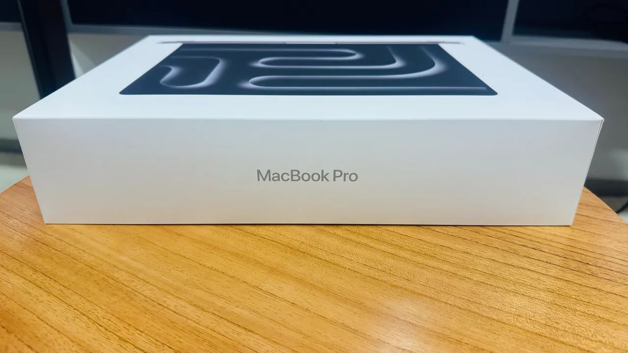 Macbook Pro M3 (14) 8 Ram 512 Gb (A2918) 2024