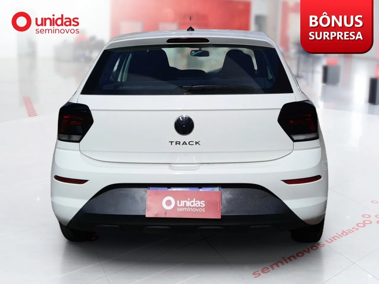 Volkswagen Polo Track 1.0 Flex 12V 5p, foto 4 de 16