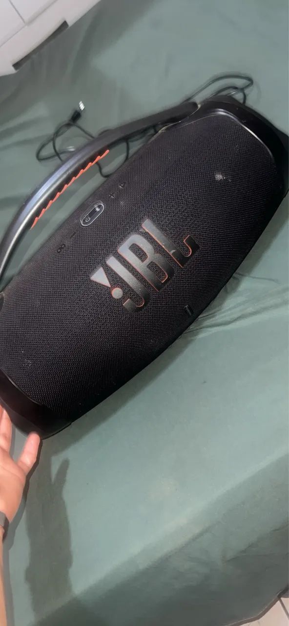 JBL bombox seminovo