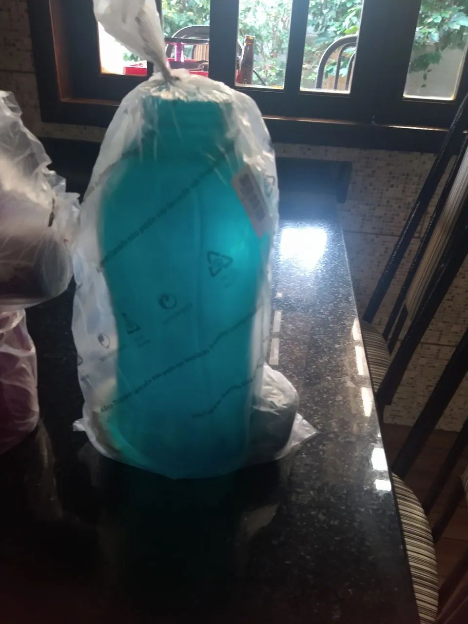 Garrafa de água  - Foto 2