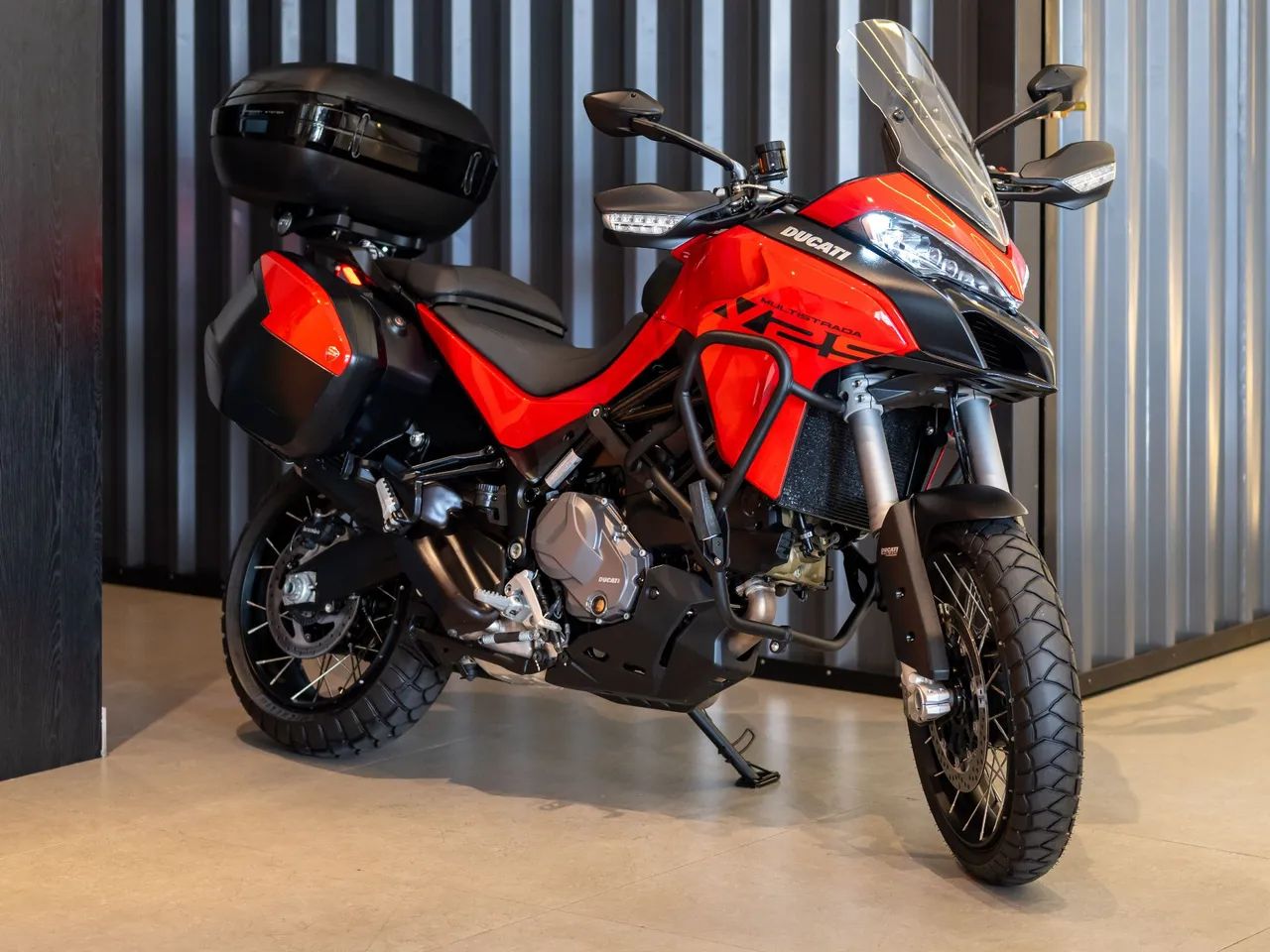 DUCATI MULTISTRADA V2S 2023