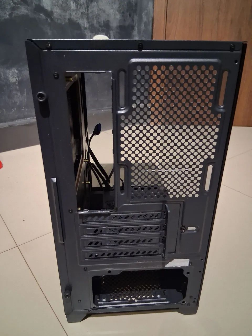 gabinete tgt mid tower - Foto 4