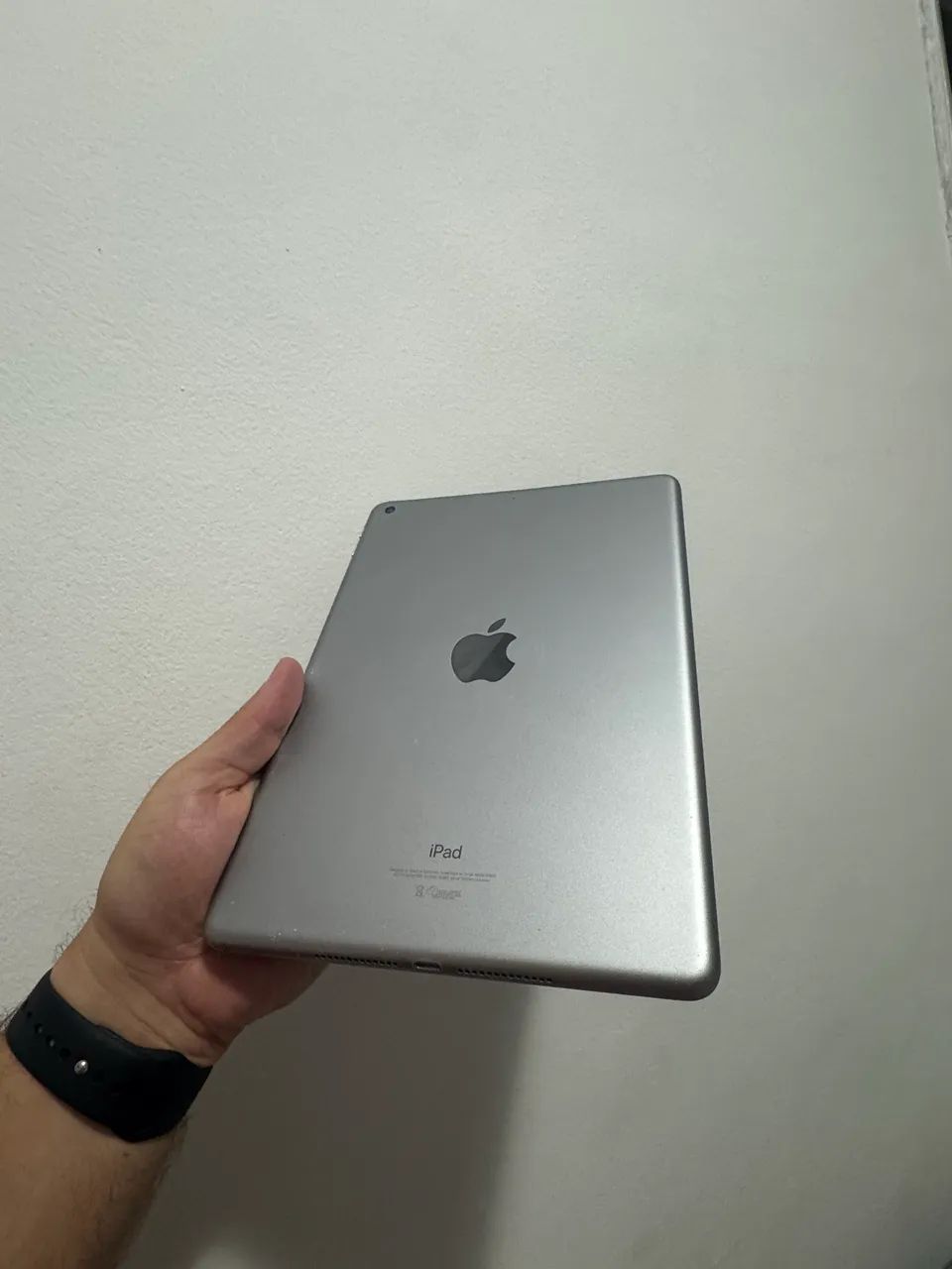 Ipad New 2018 - 6° geração (com defeito)