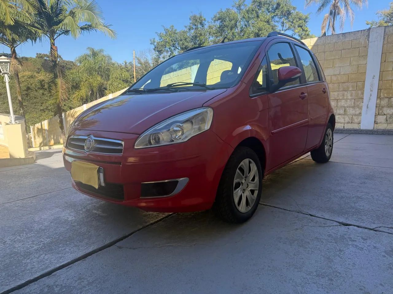 Fiat Idea Attractive 1.4 Fire Flex 8V 5P 2014