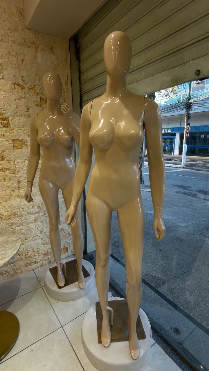 Manequins beje claro 