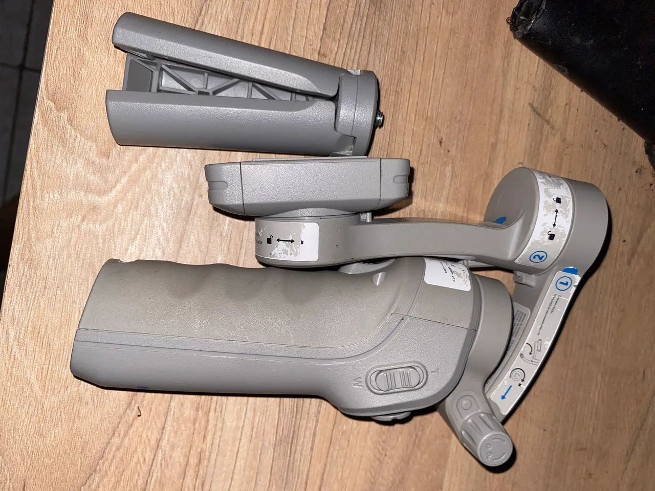 Estabilizador para celular Gimbal