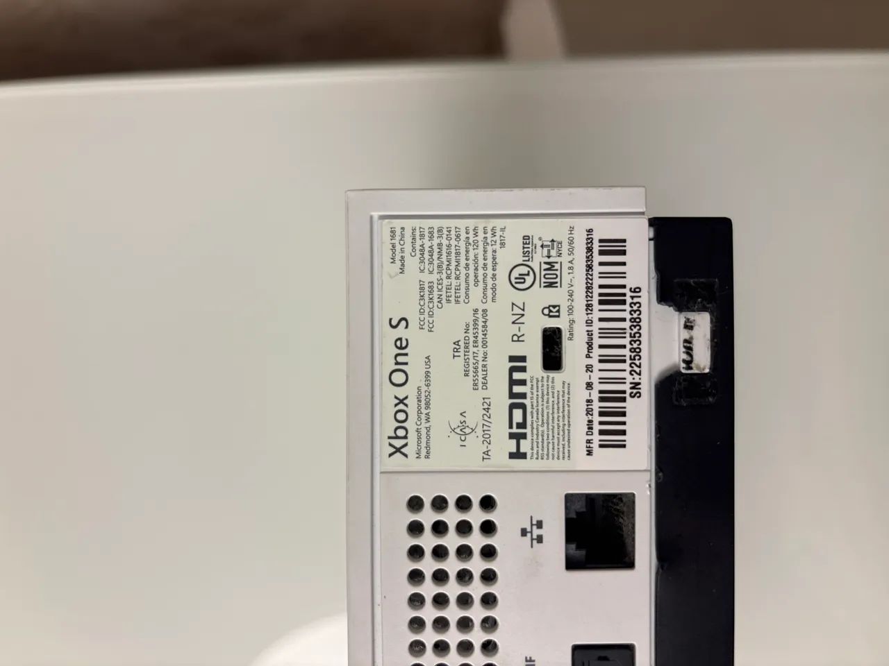 Xbox One S - 1 TB - Foto 2