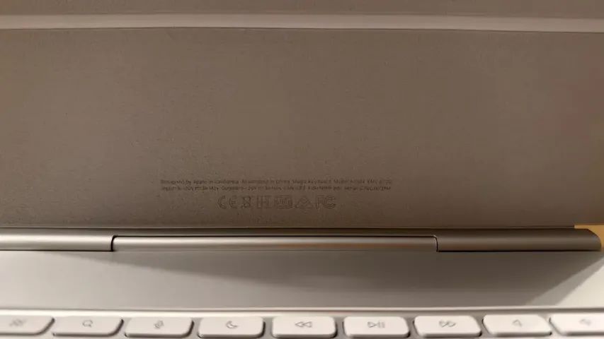 iPad Pro m4 13 + Magic Keyboard  - Foto 3