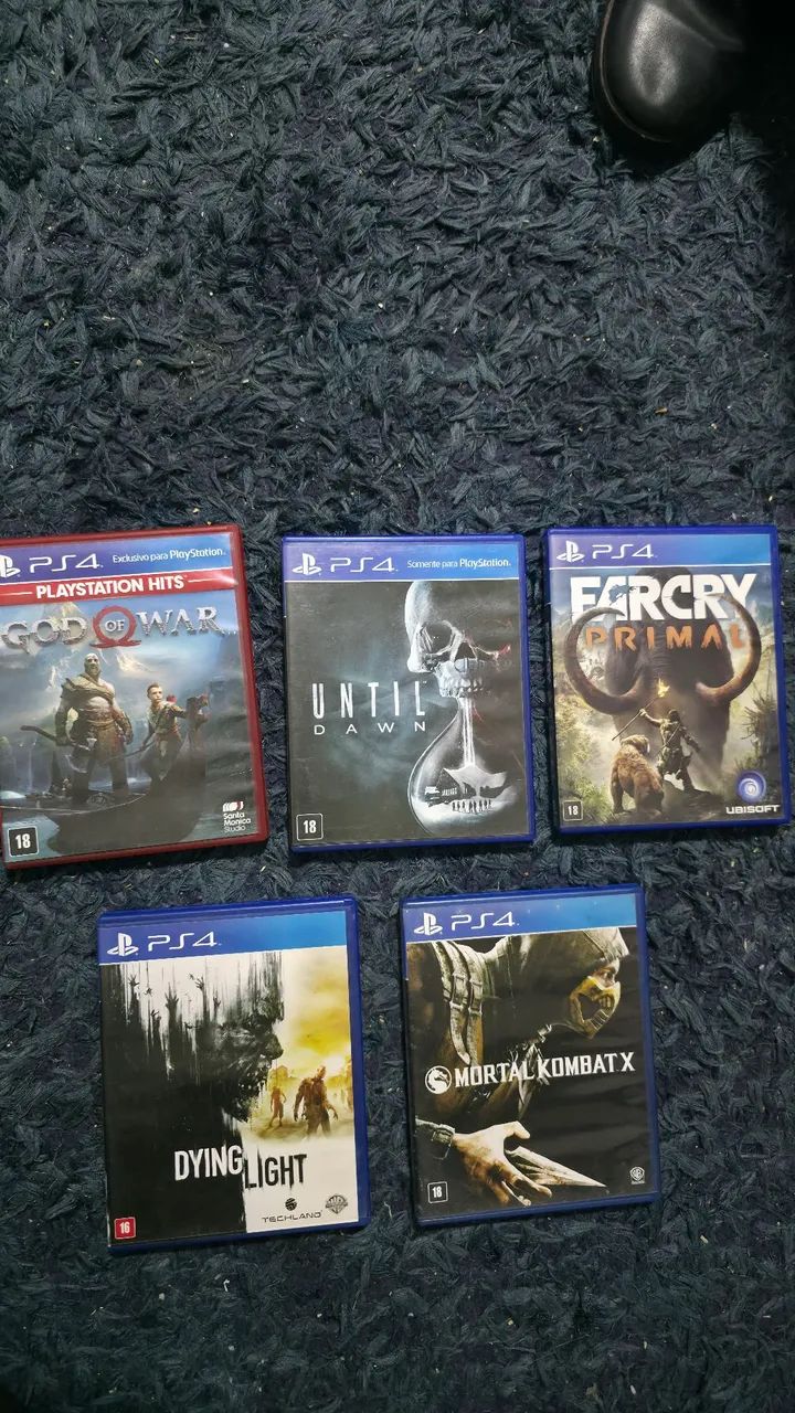 Vendo jogos de PlayStation 4