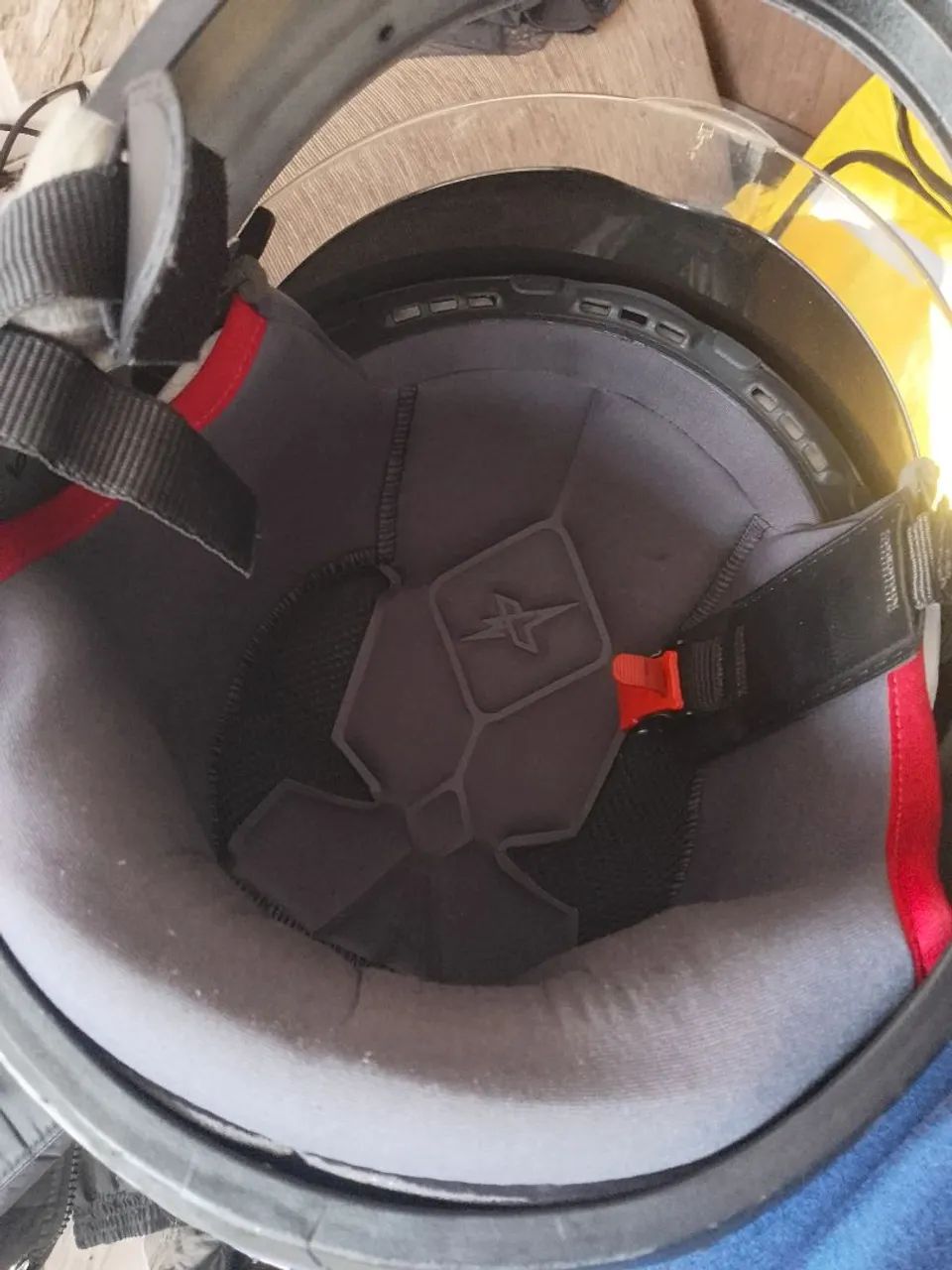 Capacete Xtroy - Foto 4