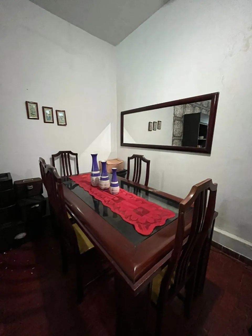 Mesa de Jantar 8 Lugares + Espelho Grande