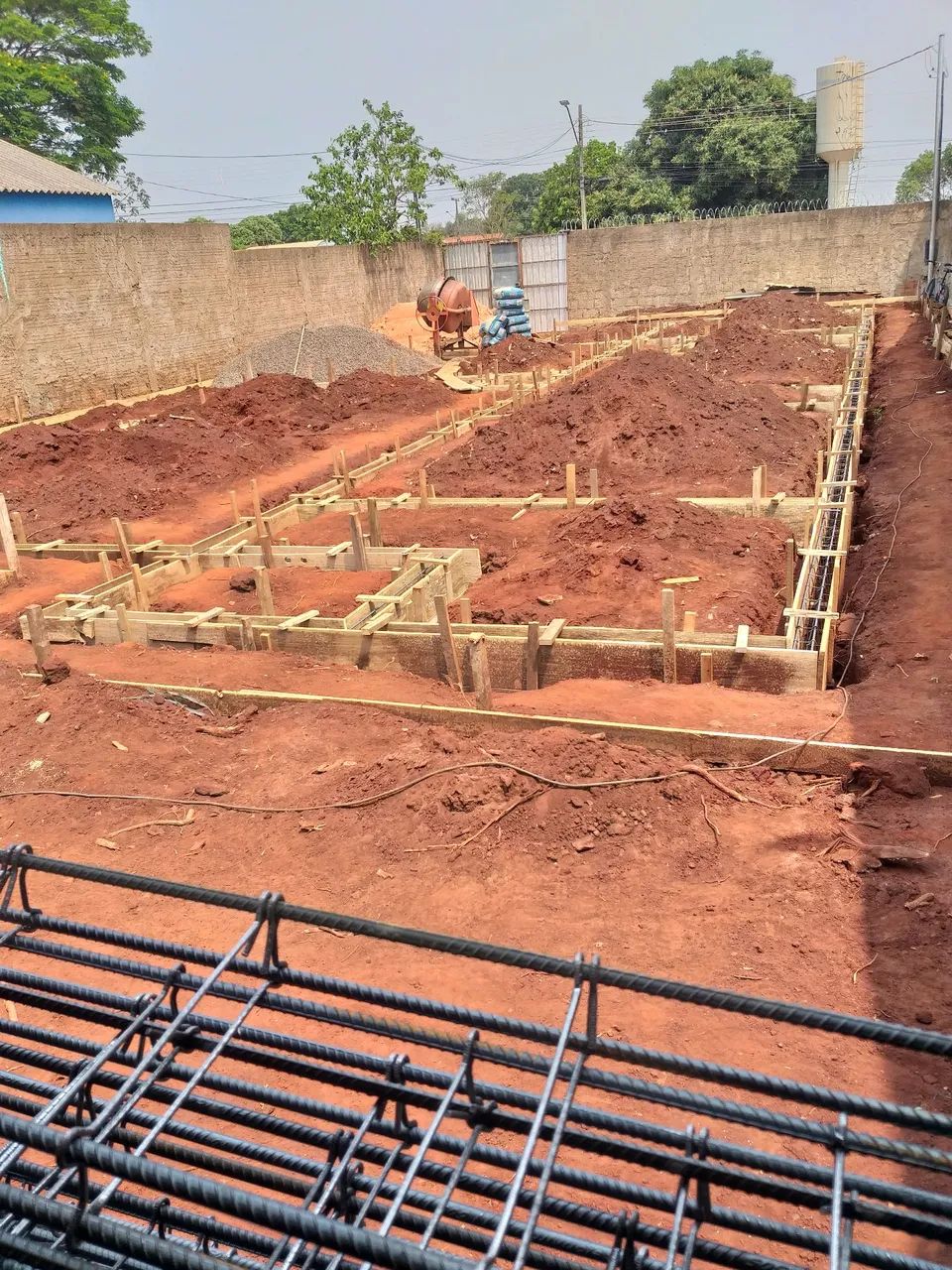 obra e construção 
