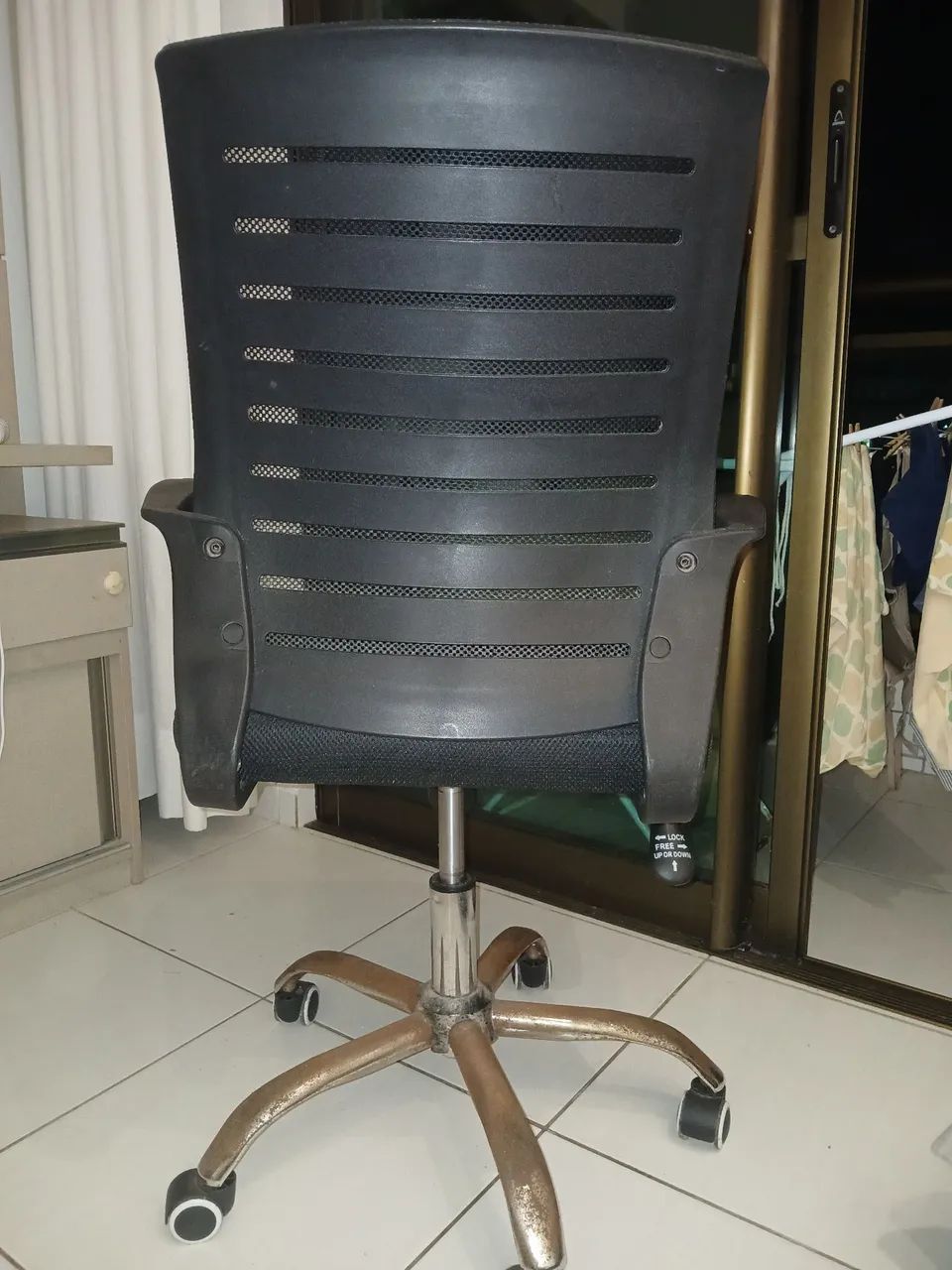Cadeira escritório  - Foto 2