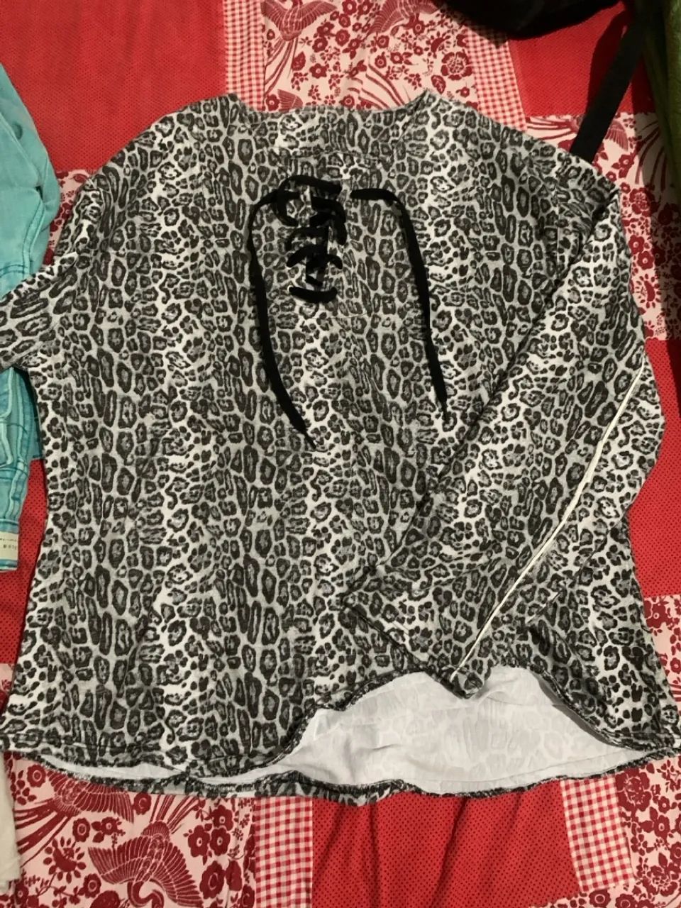 Consertos, ajustes e confecção de roupas. - Foto 5