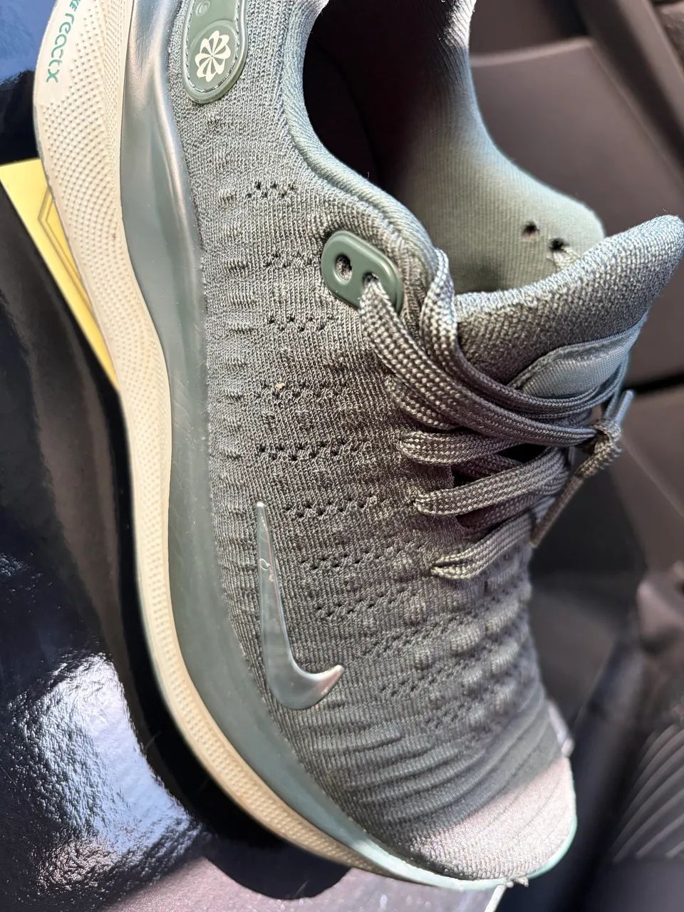 Tênis novo original - Nike - 35 - Foto 2