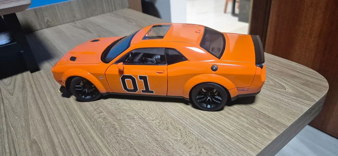 Miniatura solido 1 18 Dodge Challenger  - Foto 3