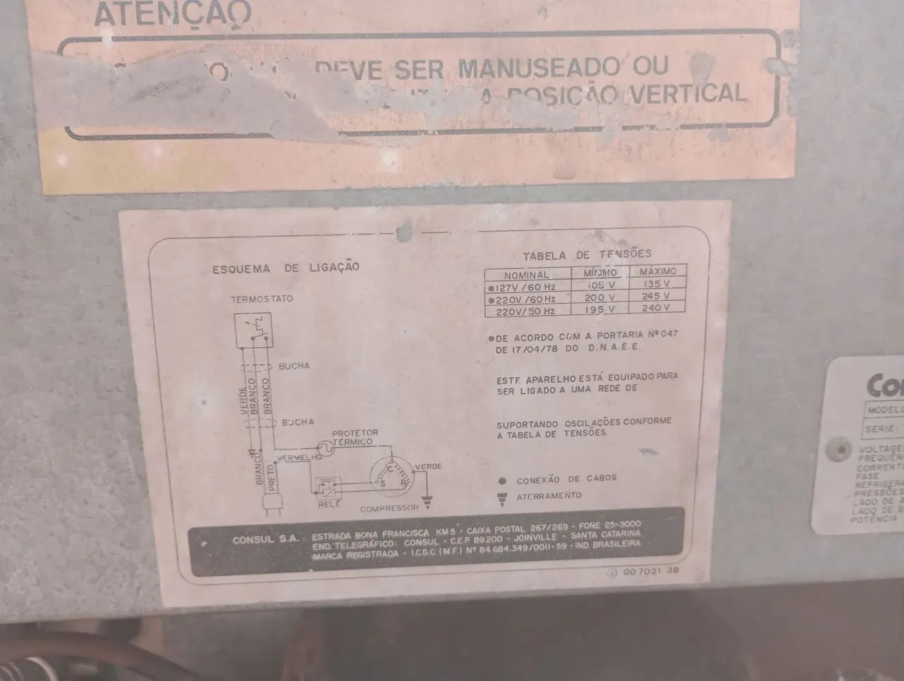 Mini geladeira relíquia  - Foto 4
