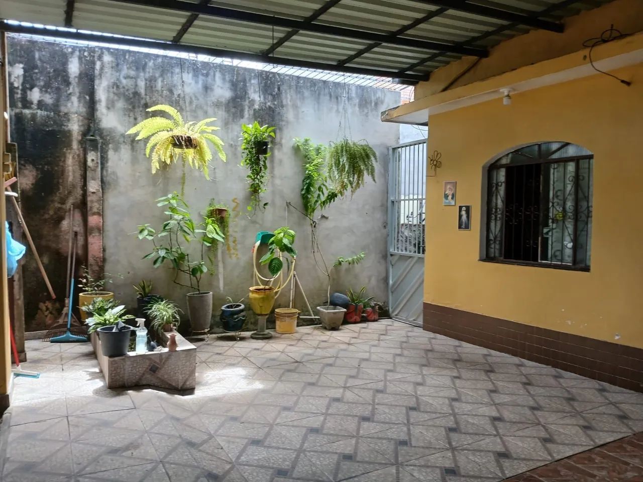 Bairro Armando Mendes - Casa com 2 pisos - 3 quartos, sendo 1 suíte  - Foto 2