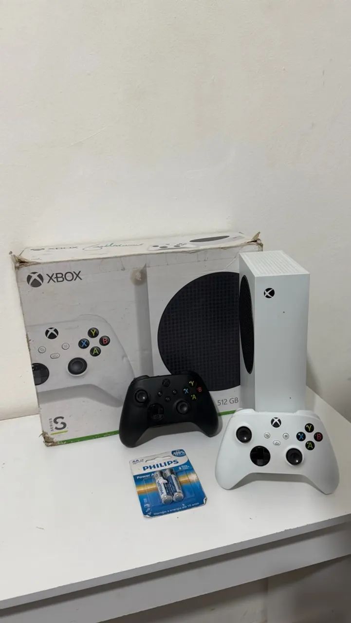 Xbox series s com 2 controles 