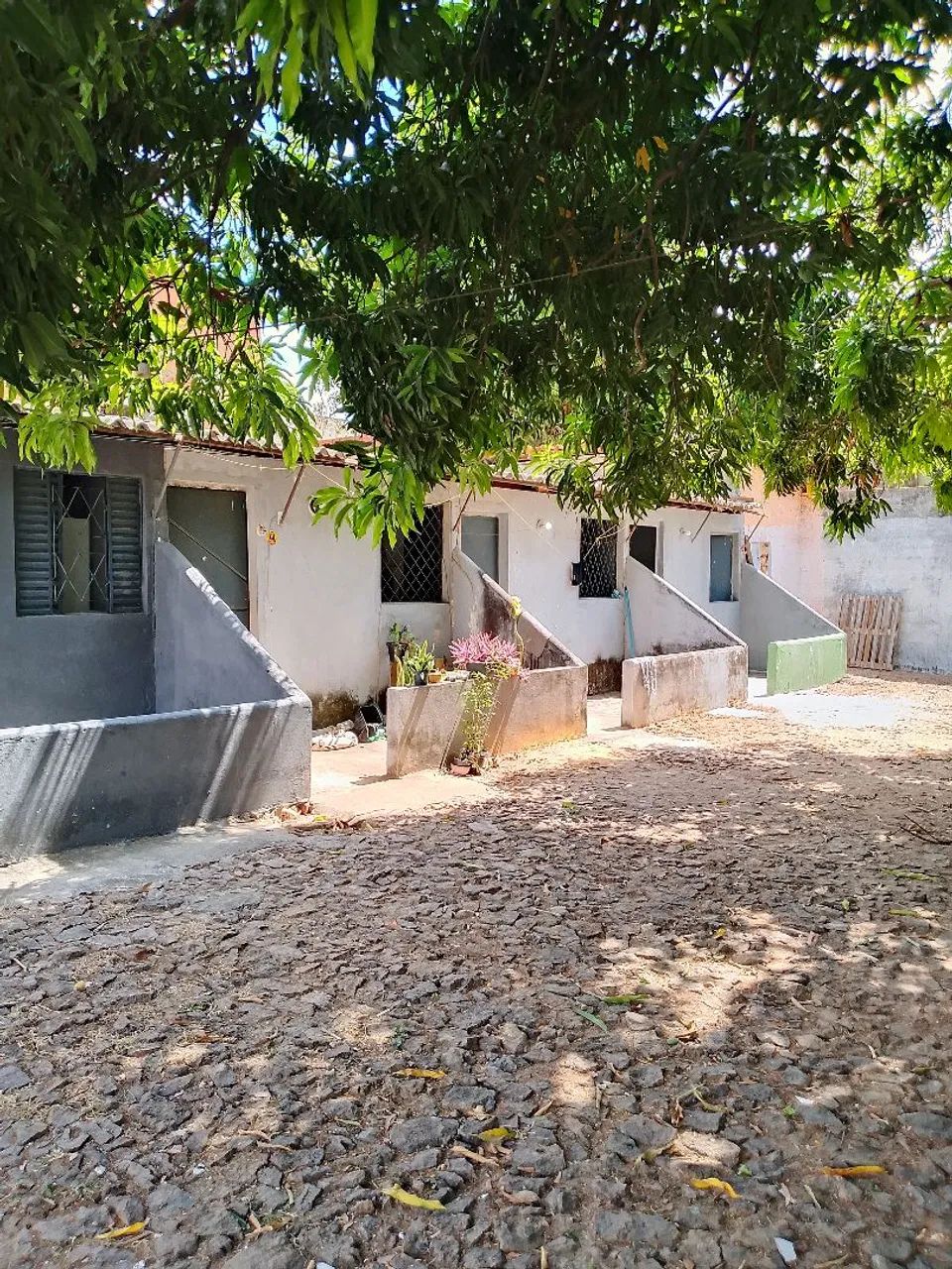 Kitnete bairro Dirceu 1