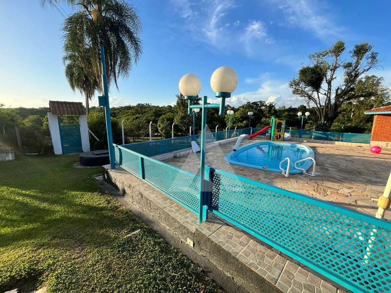Chácara com 2 quartos à venda, - Cercadinho - Alambari/SP.