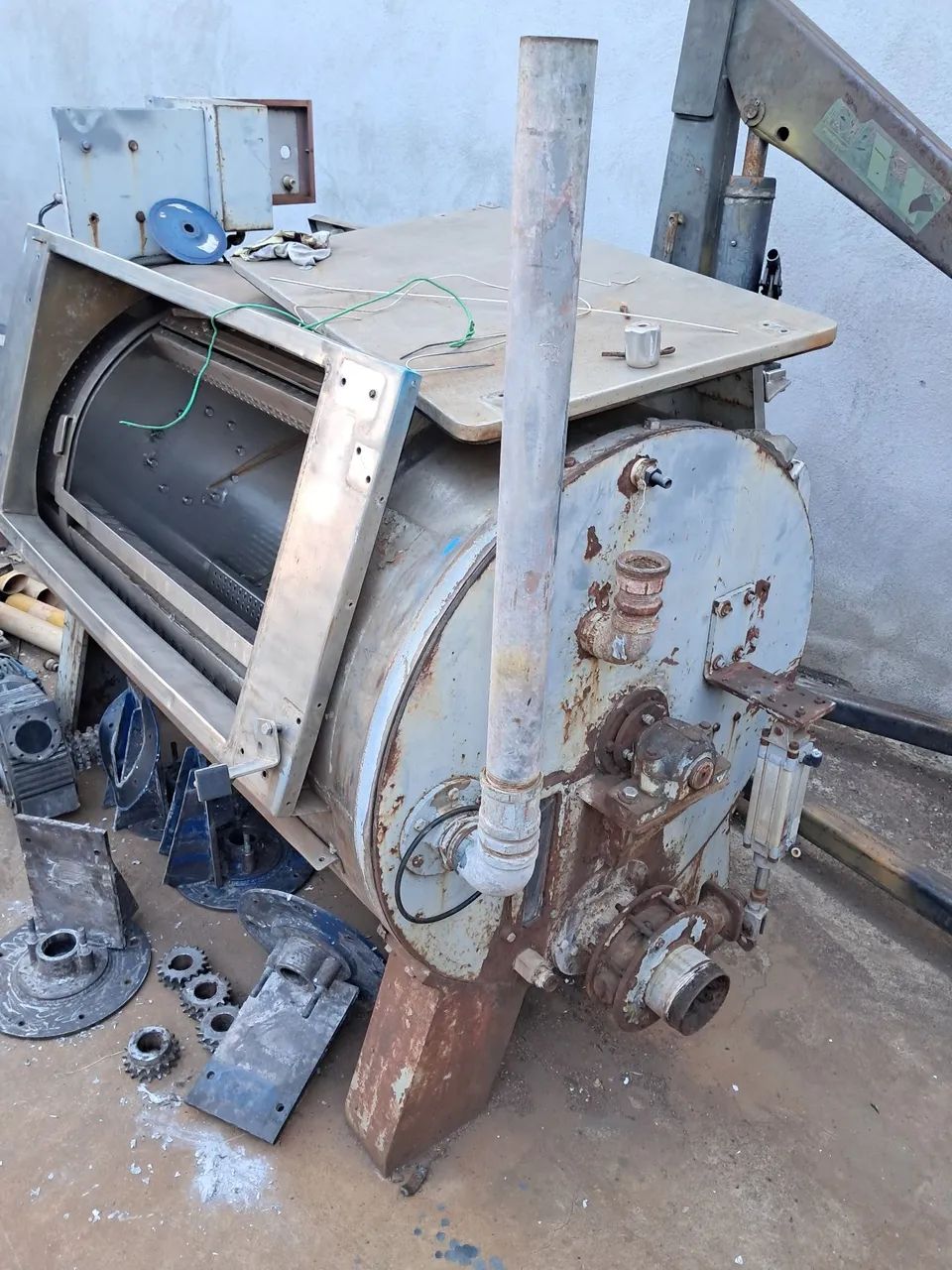 Máquina de lavar roupas industrial