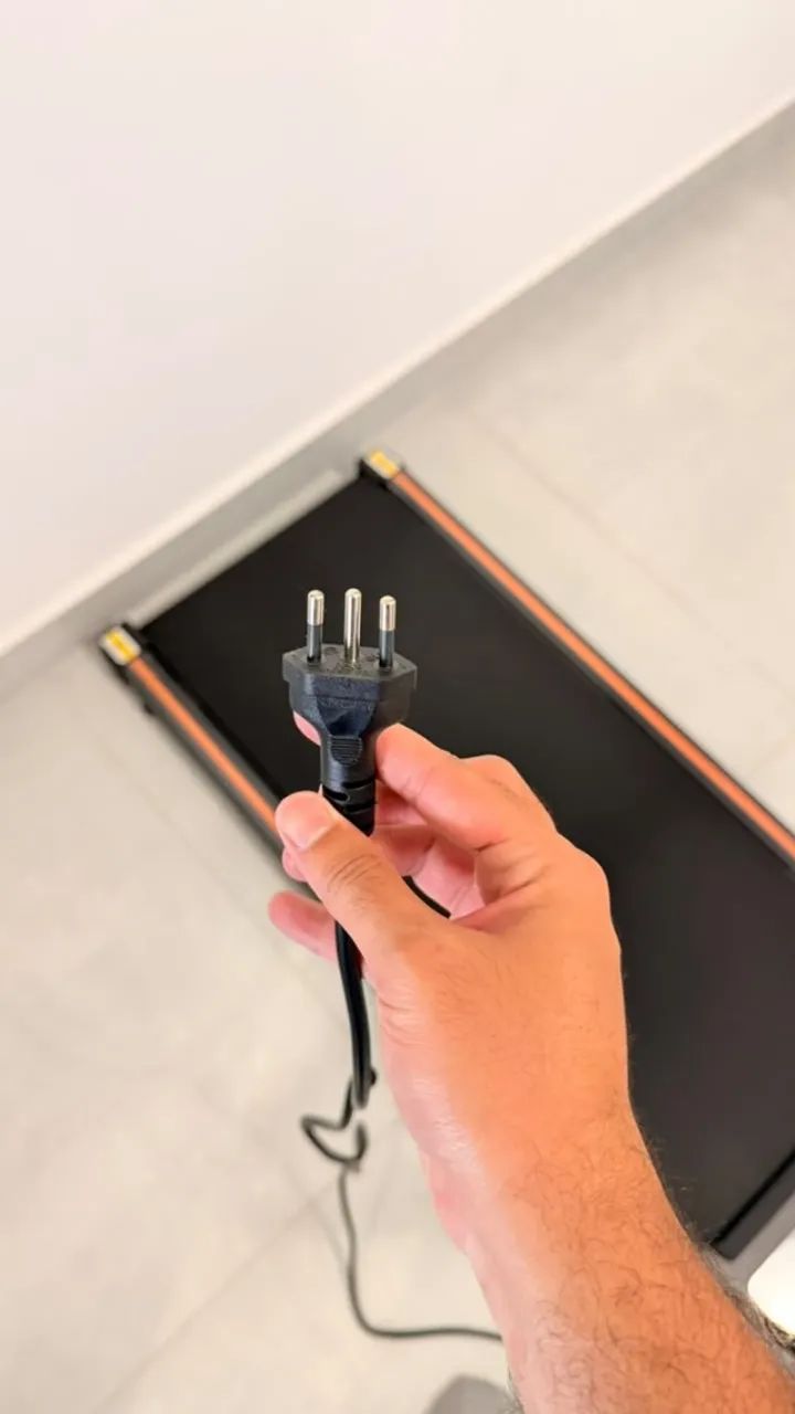 Esteira elétrica Solperk 127 V praticamente nova + controle e acessórios - Foto 5