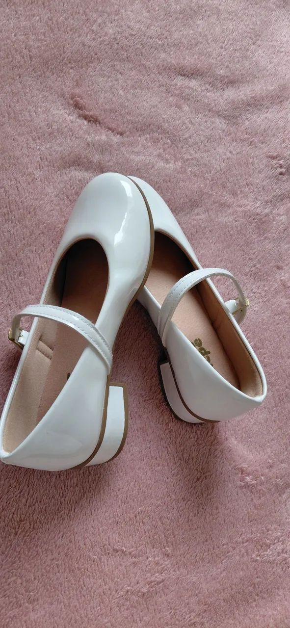 Sapatos e botas conservadas e umas nao usadas  - Foto 4