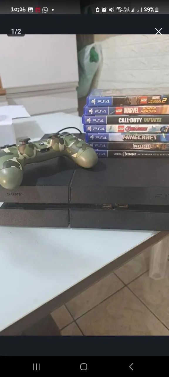 Ps4 com jogos e controle 