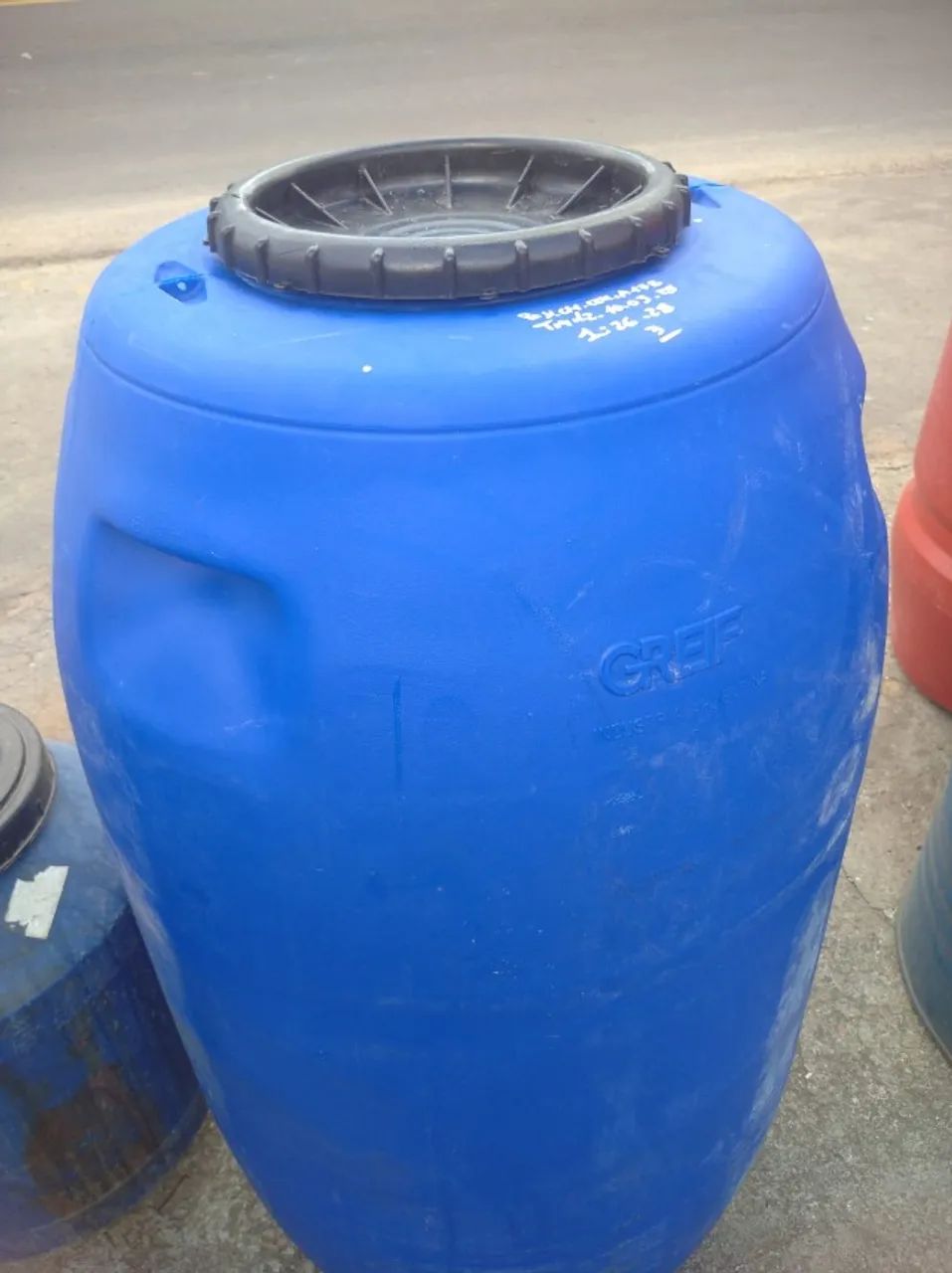 Bombona plástica 240 litros