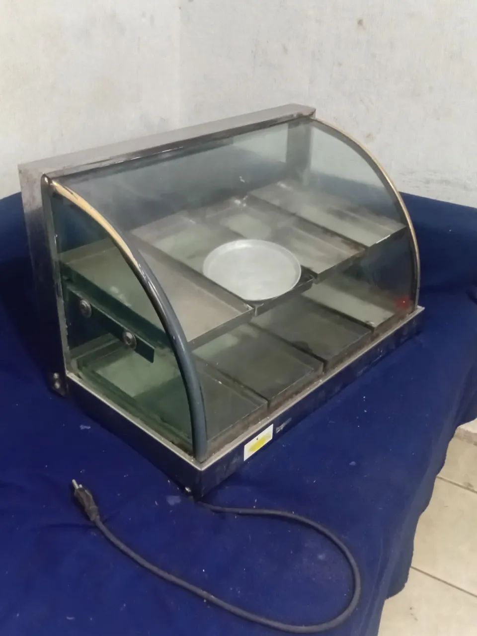 estufa para salgados e doces.