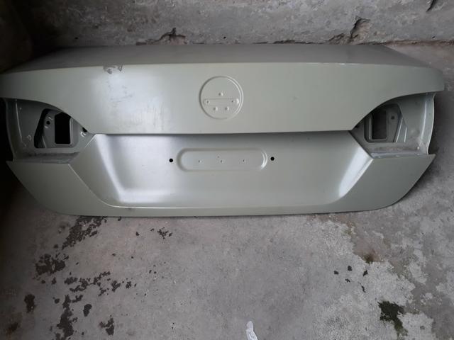 Tampa porta malas vw jetta 2012 2016 original - Foto 3