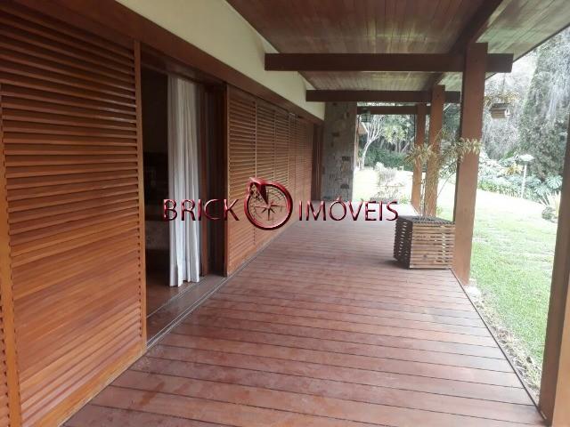Excelente sítio com área de 10 mil m² com casa principal, casa de caseiro e área de lazer. - Foto 18