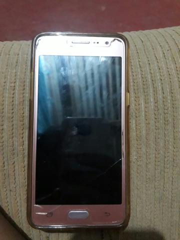 Vendo ou troco este cllr j2 prime