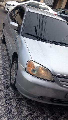 Honda Civic ano 2003 completo em dias - Foto 3