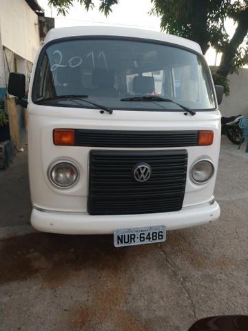 Kombi 2011 9 lugares