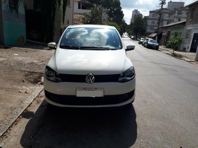 Volkswagen Fox 1.0 (Flex) 4p - 2013 - Foto 7