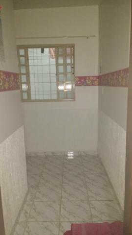 Linda Casa no Sol nascente com asfalto na porta - Foto 2