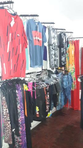 Vendo várias peças de roupas 280 e 50 assessorios - Foto 6