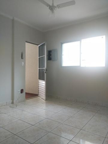 Apartamento 02 dormitorios-01 vg de garagem demarcada-Forte/PG - Foto 4