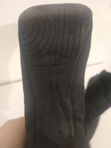 Bota tamanho 33 marca Paquetá