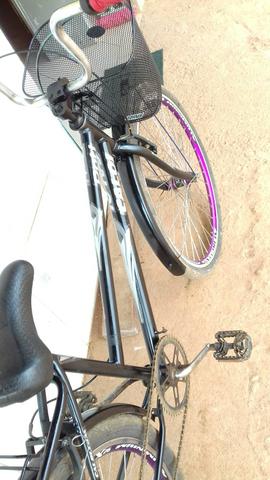 Bicicleta.
