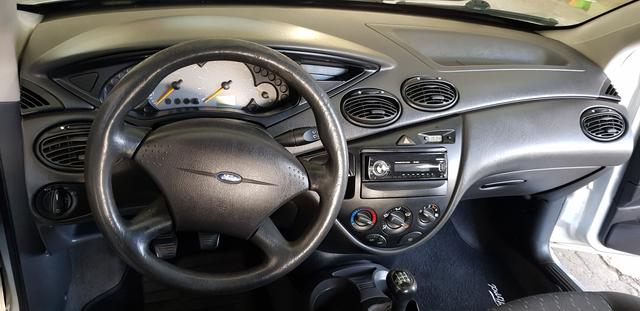 Focus hatch 1.6 Completo Top* - Foto 11