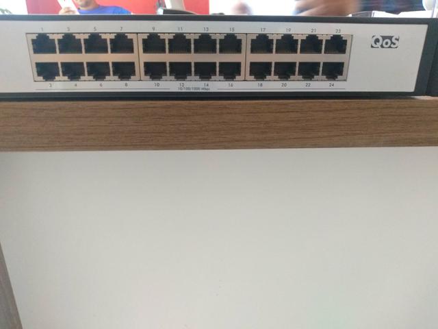 Swuitch giga byte semi novo