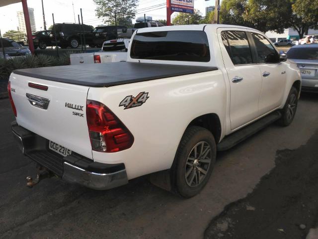 Toyota Hilux 17/17 SRX 2.8 4x4 - Foto 4