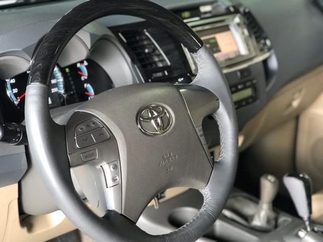 TOYOTA HILUX SW4 SRV 4X4 3.0 AUTOMÁTICA DIESEL - Foto 13
