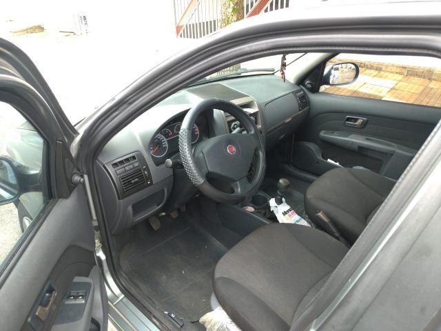 Fiat Palio Essence 1.6 16V (Flex) 2011 - Foto 5