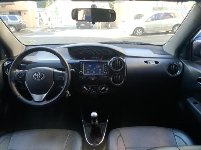 Etios 2015 - Foto 8